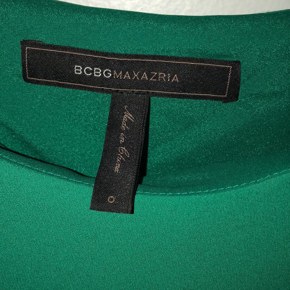 Green BCBG dress - Picture 2 of 4